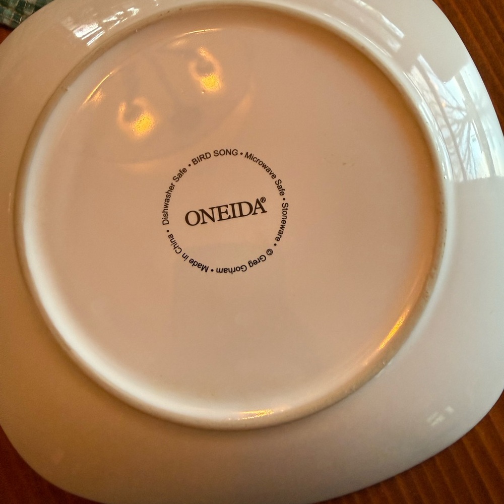 Oneida Bird Song Square Plate - Picture 3 of 3